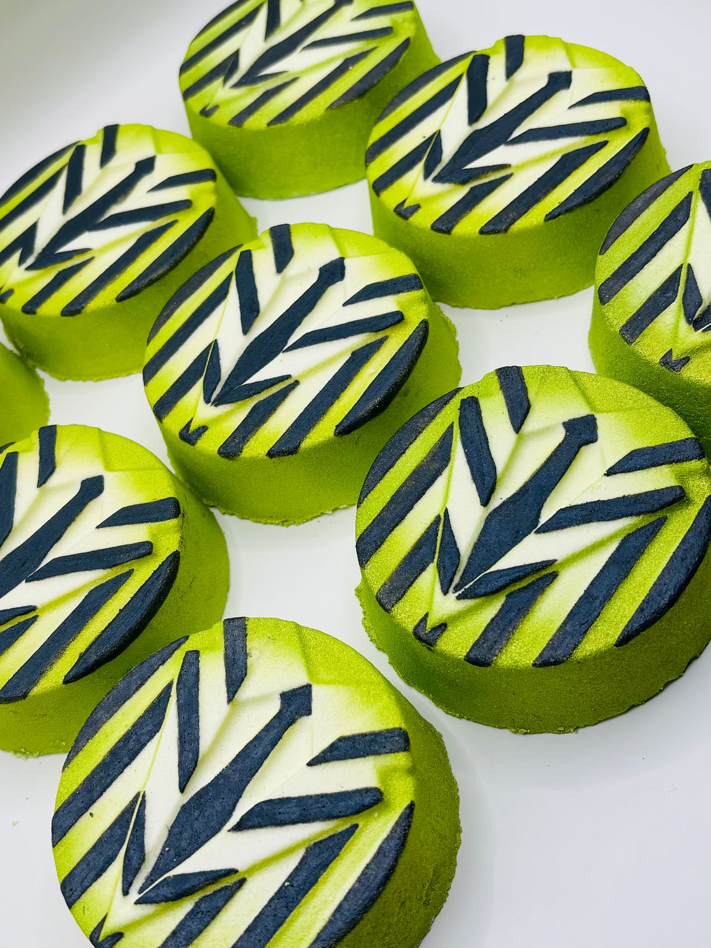 Beetlejuice bath bomb