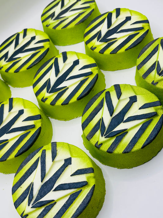 Beetlejuice bath bomb