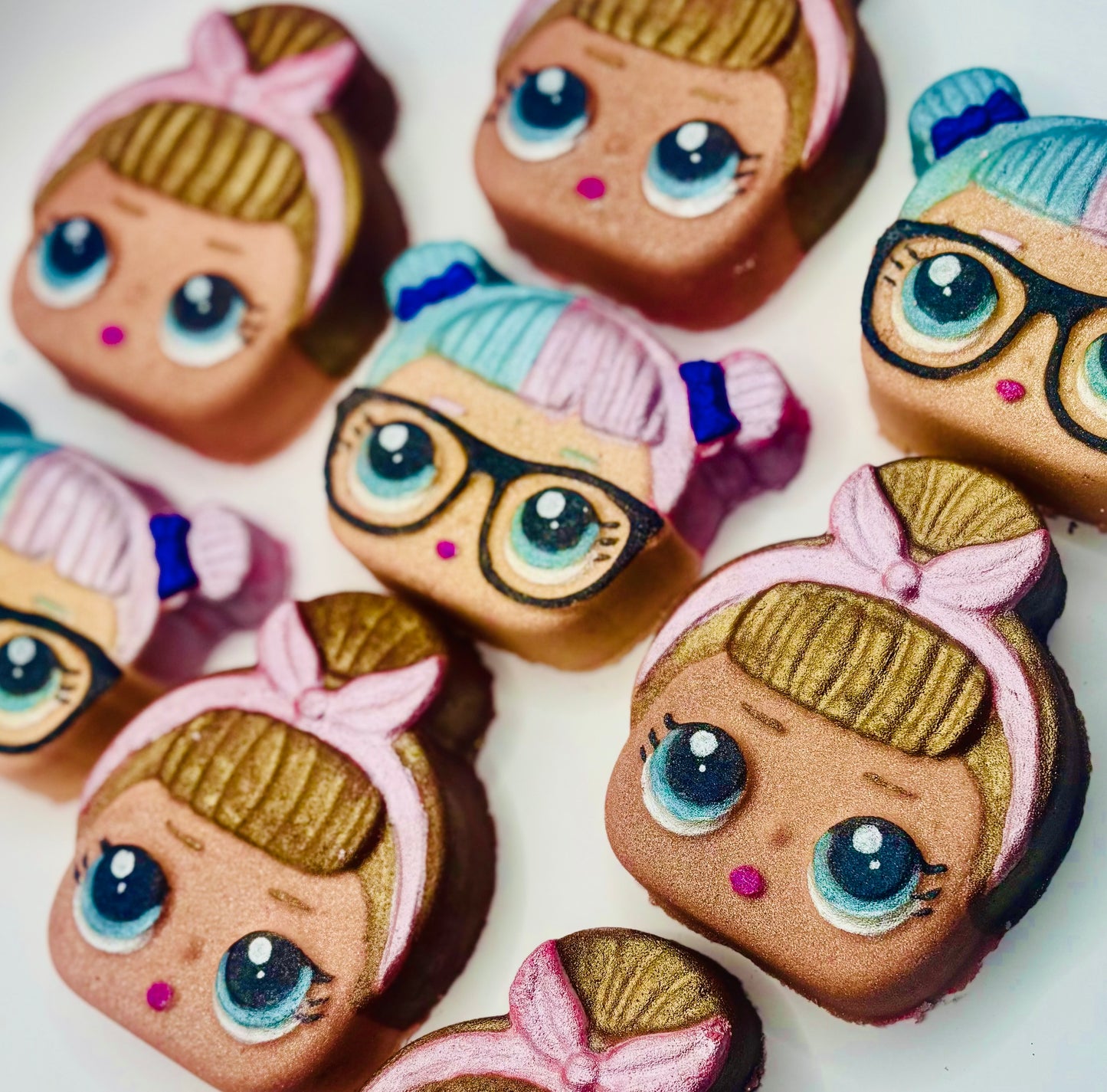 LOL Doll Sugar Bath Bomb (2 buns)